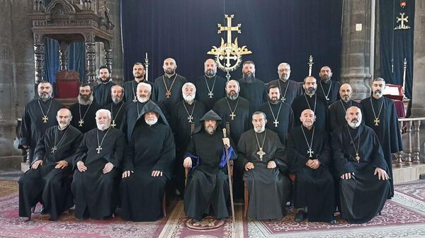 Духовенство Ширакской епархии ААЦ выступило с заявлением - Sputnik Արմենիա