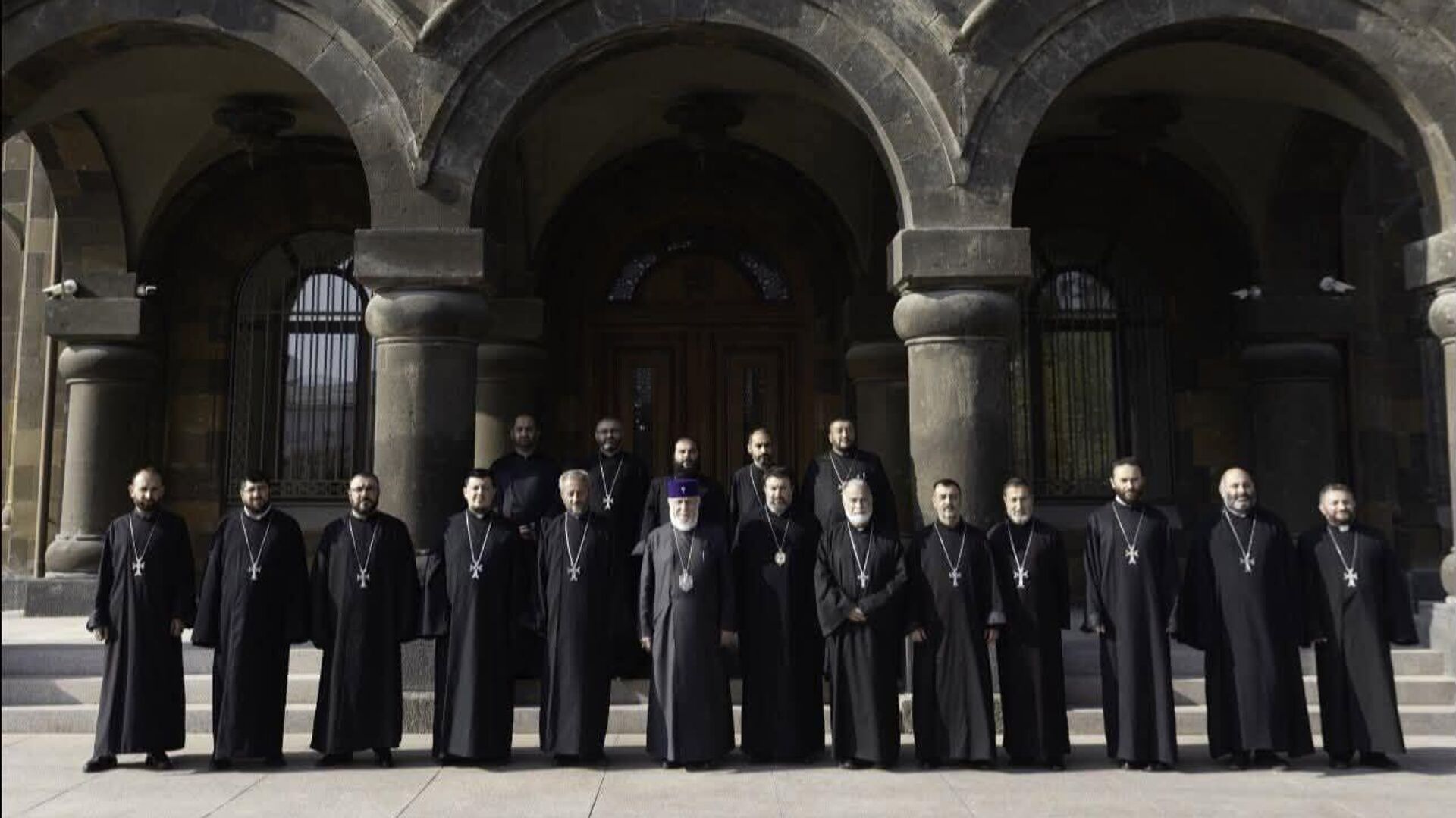 Գուգարաց թեմի հոգևորականները Գուգարաց թեմի հոգևորականները - Sputnik Արմենիա, 1920, 06.12.2025