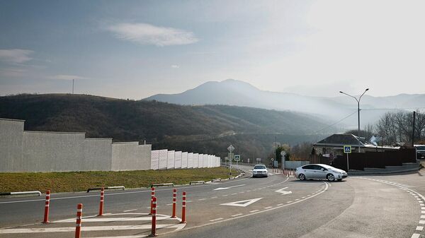 Граница между Арменией и Азербайджаном у села Киранц Тавушской области - Sputnik Армения