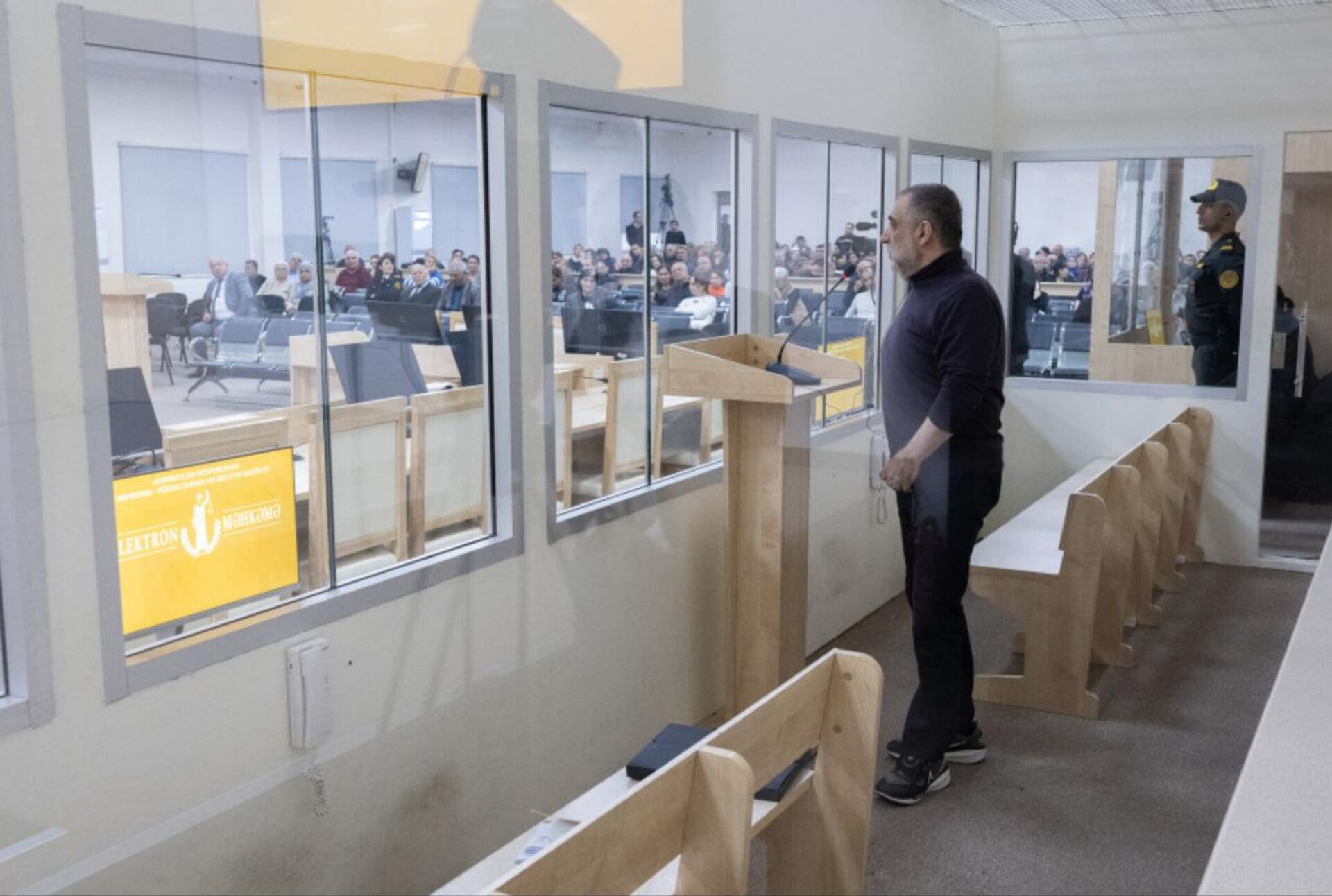 Рубен Варданян во время суда (8 декабря 2025). Баку - Sputnik Արմենիա, 1920, 08.12.2025