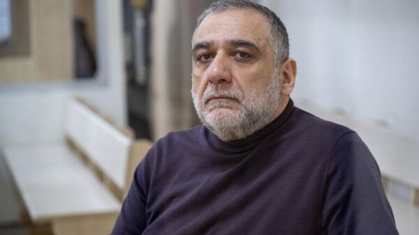 Рубен Варданян во время суда (8 декабря 2025). Баку Рубен Варданян во время суда (8 декабря 2025). Баку - Sputnik Армения