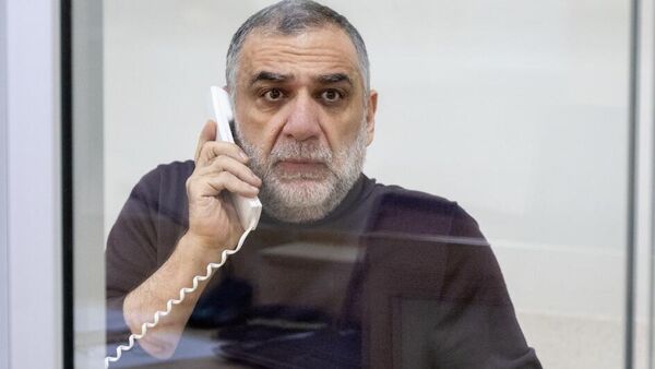 Рубен Варданян во время суда (9 декабря 2025). Баку - Sputnik Армения