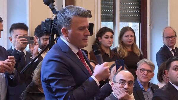 Ադրբեջանի դեսպանը հայերենով ողջունել է ՀՀ վարչապետ Նիկոլ Փաշինյանին  - Sputnik Армения