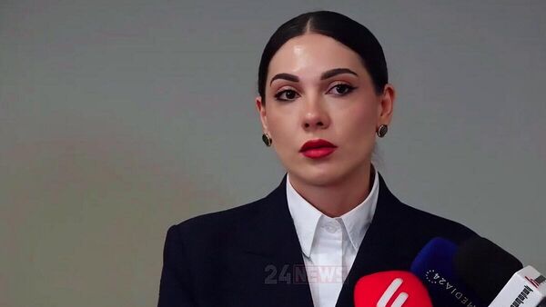 Министр юстиции Србуи Галян отвечает на вопросы прессы (10 декабря 2025). Еревaн - Sputnik Արմենիա