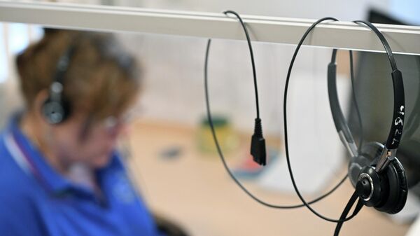 Работа центра обработки экстренных вызовов 112 - Sputnik Армения