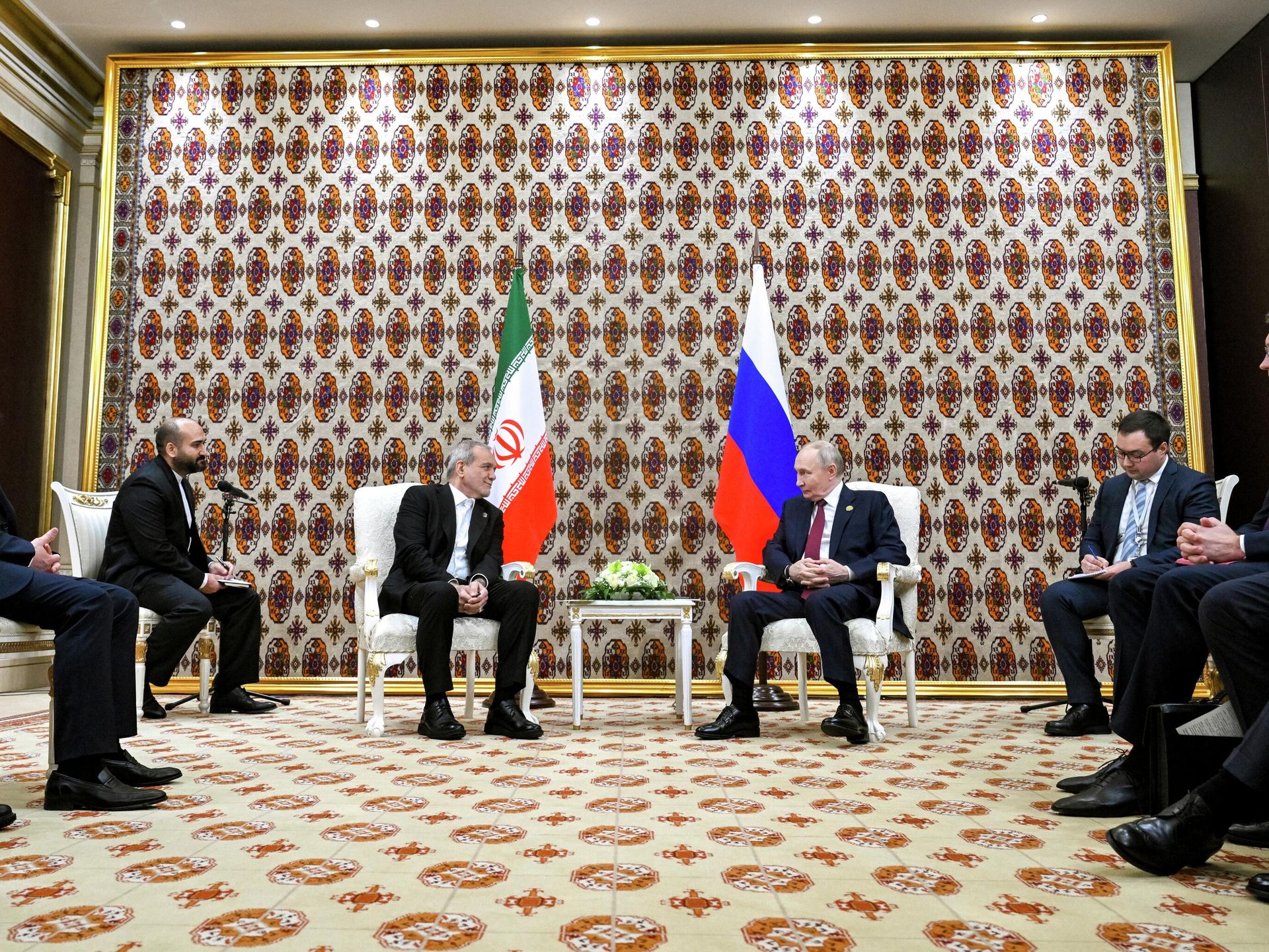 Владимир Путин назвал ирано-американское перемирие хрупким