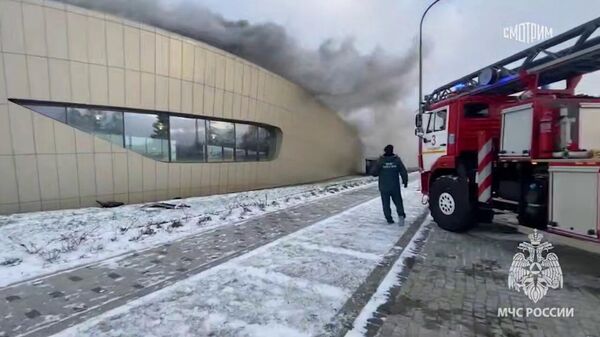 Սուզդալի ջրաշխարհի տանիքում հրդեհ է բռնկվել - Sputnik Արմենիա