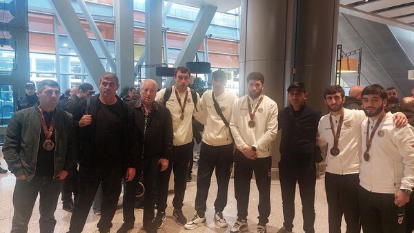 Армянские боксеры вернулись в Ереван с Чемпионата мира - Sputnik Армения
