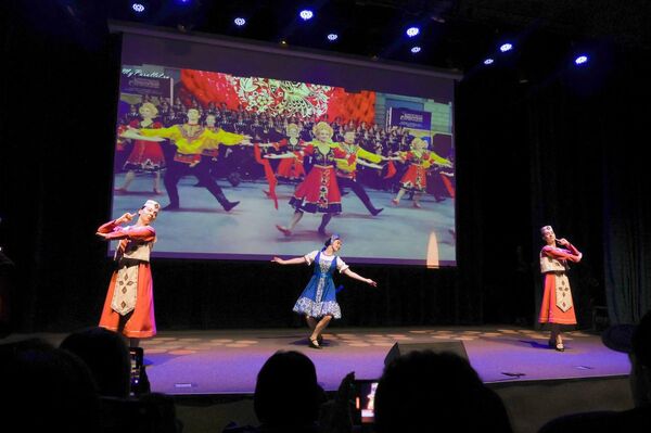 Торжественная церемония награждения учителей русского языка общеобразовательных школ Армении (16 декабря 2025). Ереван - Sputnik Армения