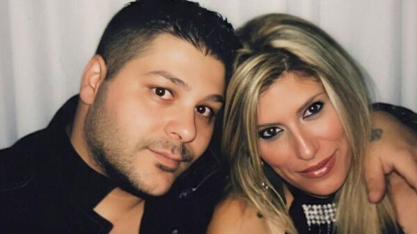 Виген и Линда Эулджекджян - Sputnik Армения