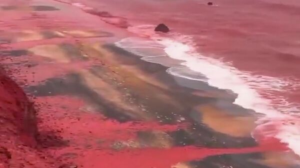 «Արյան ծով». Իրանում երկարատև երաշտից հետո անձրևները «ներկել» են Հորմուզի ջրերը - Sputnik Արմենիա