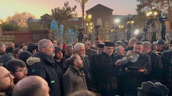 Կաթողիկոսի հրաժարականը պահանջող եպիսկոպոսները - Sputnik Արմենիա