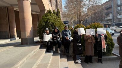 Акция протеста НПО "Общественный контроль" у здания Следственного комитета (19 декабря 2025). Еревaн