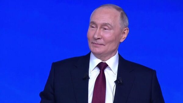 Подборка юморных моментов во время специальной программы Итоги года - Sputnik Армения