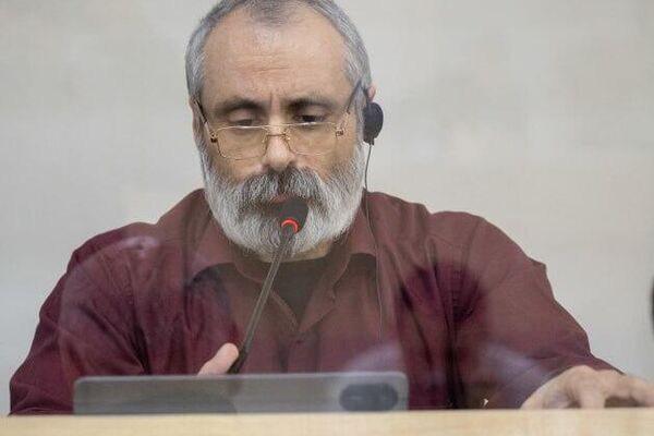 Судебное заседание над армянским военно-политическим руководством Нагорного Карабаха (19 декабря 2025). Баку - Sputnik Армения