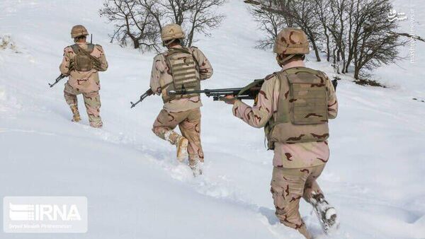 Более 2000 афганских нелегалов спасены из снежного плена на северо-восточной границе Ирана - Sputnik Армения