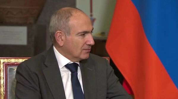 У России и Армении хорошие планы по сотрудничеству в сфере энергетики, в том числе атомной, отметил Путин на двусторонней встрече с Пашиняном. - Sputnik Армения