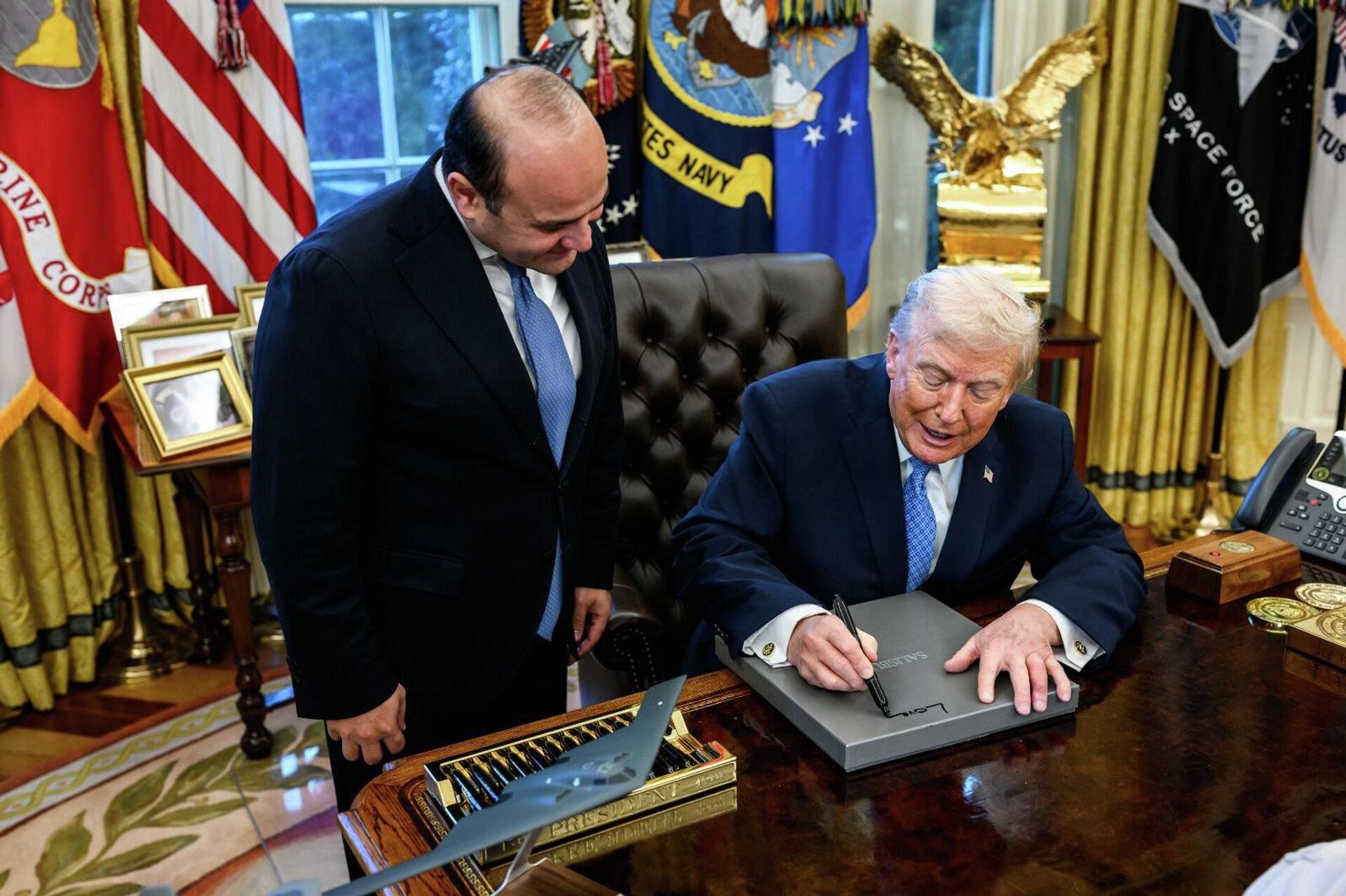 Посол Нарек Мкртчян встретился с президентом США Дональдом Трампом в Белом доме (23 декабря 2025). Вашингтон - Sputnik Արմենիա, 1920, 24.12.2025