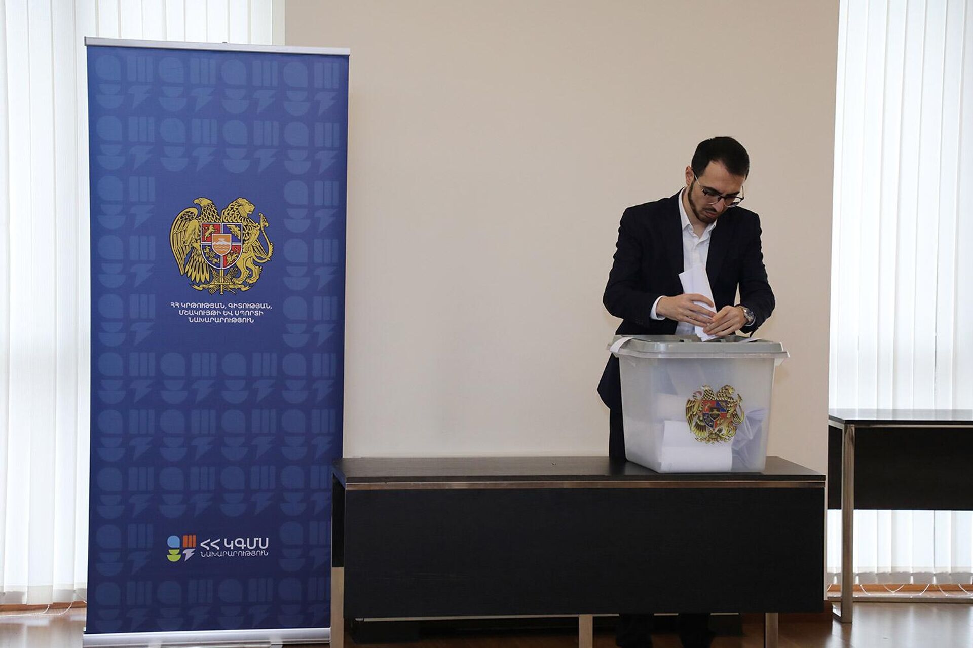 Голосование Лучшего спортсмена года в министерстве ОНКС - Sputnik Армения, 1920, 26.12.2025