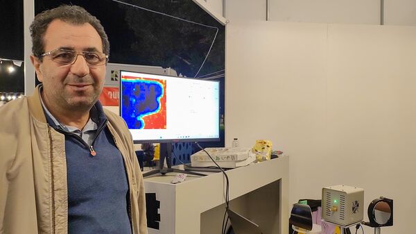 Директор Института прикладных проблем физики Национальной академии наук Армении Ваган Кочарян - Sputnik Армения