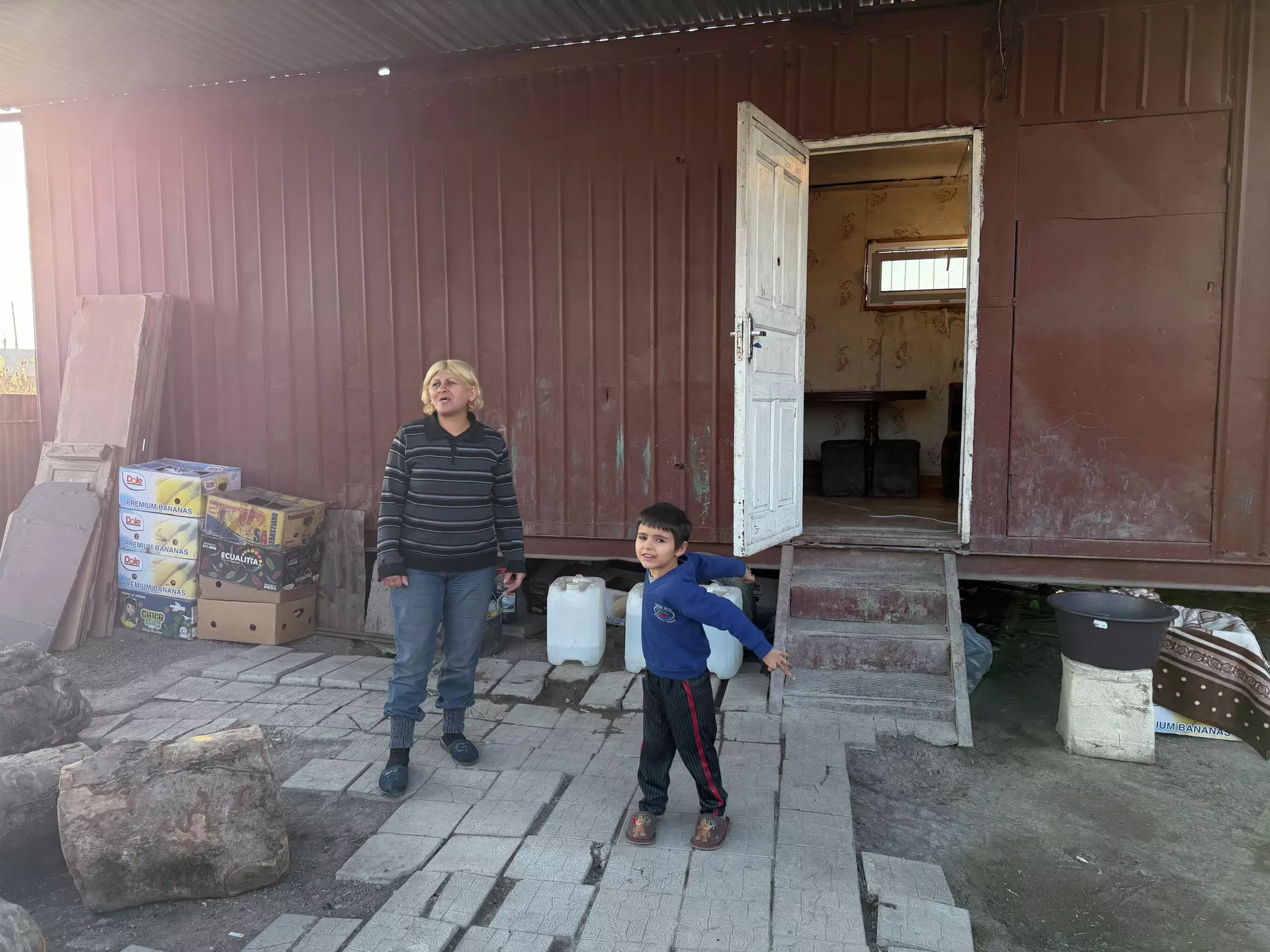 Социально необеспеченная семья Геворкян - Sputnik Армения, 1920, 30.12.2025