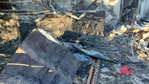 Последствия атаки украинских БПЛА в Хорлах (1 января 2026). Херсонская область - Sputnik Армения