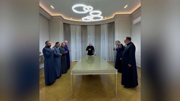 Նիկոլ Փաշինյանն ու 10 եպիսկոպոսներ հայտարարել են Հայաստանյայց առաքելական սուրբ եկեղեցու բարենորոգման մեկնարկի մասին - Sputnik Արմենիա