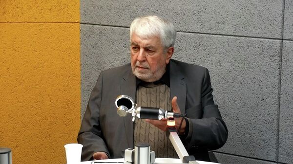 За событиями в Иране стоят крупнейшие державы мира - востоковед - Sputnik Армения