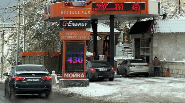 Цены на топливо в бензозаправочных станциях в Ереване - Sputnik Армения