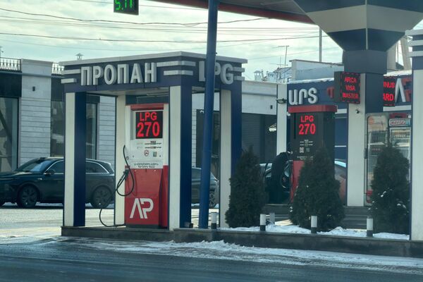 Հեղուկ գազի գինը տարբեր լցակայաններում - Sputnik Արմենիա