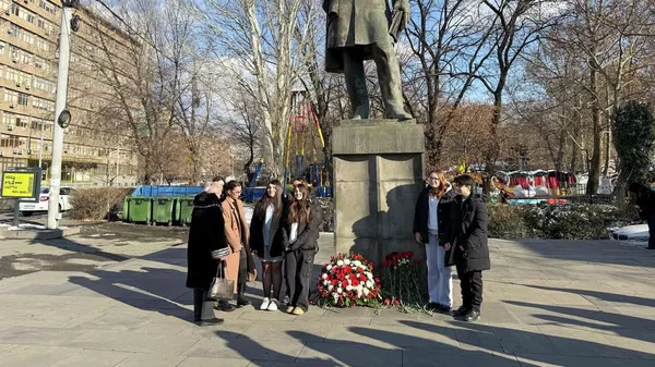 «Գրիբոյեդով անունով ճակատագիրը» գրքի շնորհանդես. Երևանում հարգել են ականավոր դրամատուրգի և դիվանագետի հիշատակը - Sputnik Արմենիա