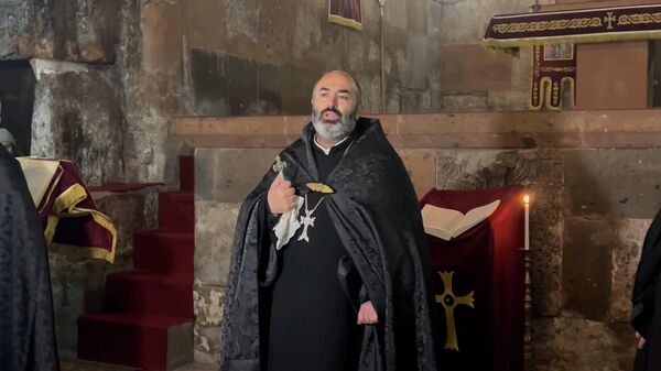 Հովհաննավանքը գերության մեջ պահող այդ ամբոխի և ոստիկանակության հետ բախում չլինելու պատճառով այսօրվա ուխտագնացությունը չիրականացավ. Տեր Վրթանես - Sputnik Արմենիա