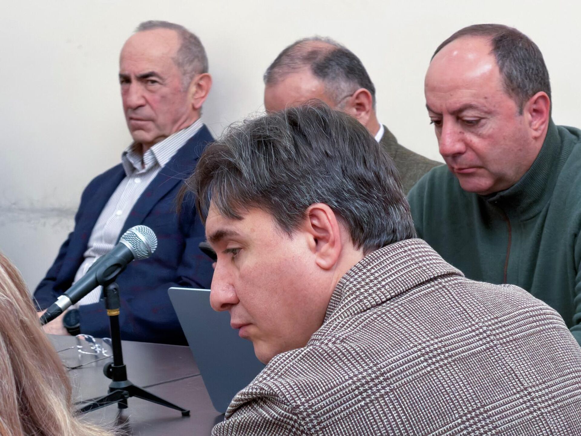 Армен Геворкян во время судебного заседания по делу Роберта Кочаряна (16 января 2026). Еревaн - Sputnik Արմենիա, 1920, 16.01.2026