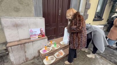 Акция у офиса омбудсмена с требованием срочно доставить политзаключенного Нарека Самсоняна в медицинское учреждение в связи с проблемами со здоровьем