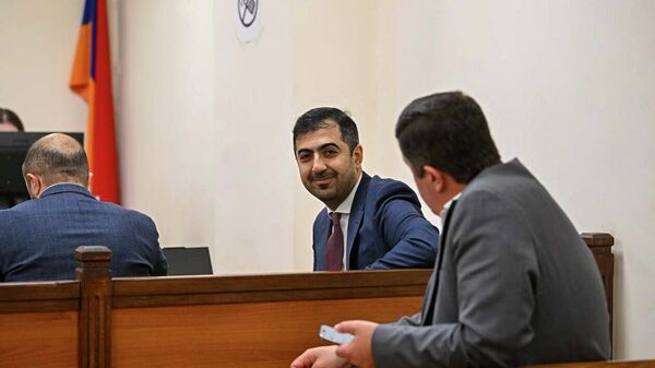 Адвокат Арам Орбелян во время судебного заседания по делу Ташир капитал против КРОУ (19 января 2026). Еревaн - Sputnik Армения