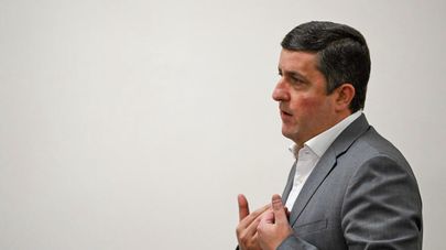 Давид Казинян во время судебного заседания по делу "Ташир капитал" против КРОУ (19 января 2026). Еревaн