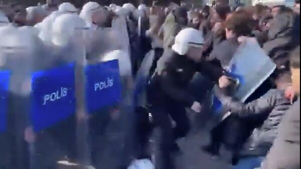 Курды прорываются из Турции в Сирию - Sputnik Армения