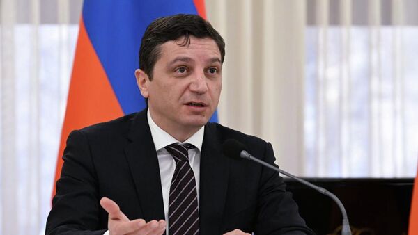 Министр финансов Ваге Ованнисян проводит итоговую пресс-конференцию (21 января 2026). Еревaн - Sputnik Армения