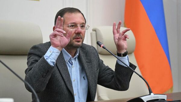 Գեղամ Մանուկյան - Sputnik Արմենիա