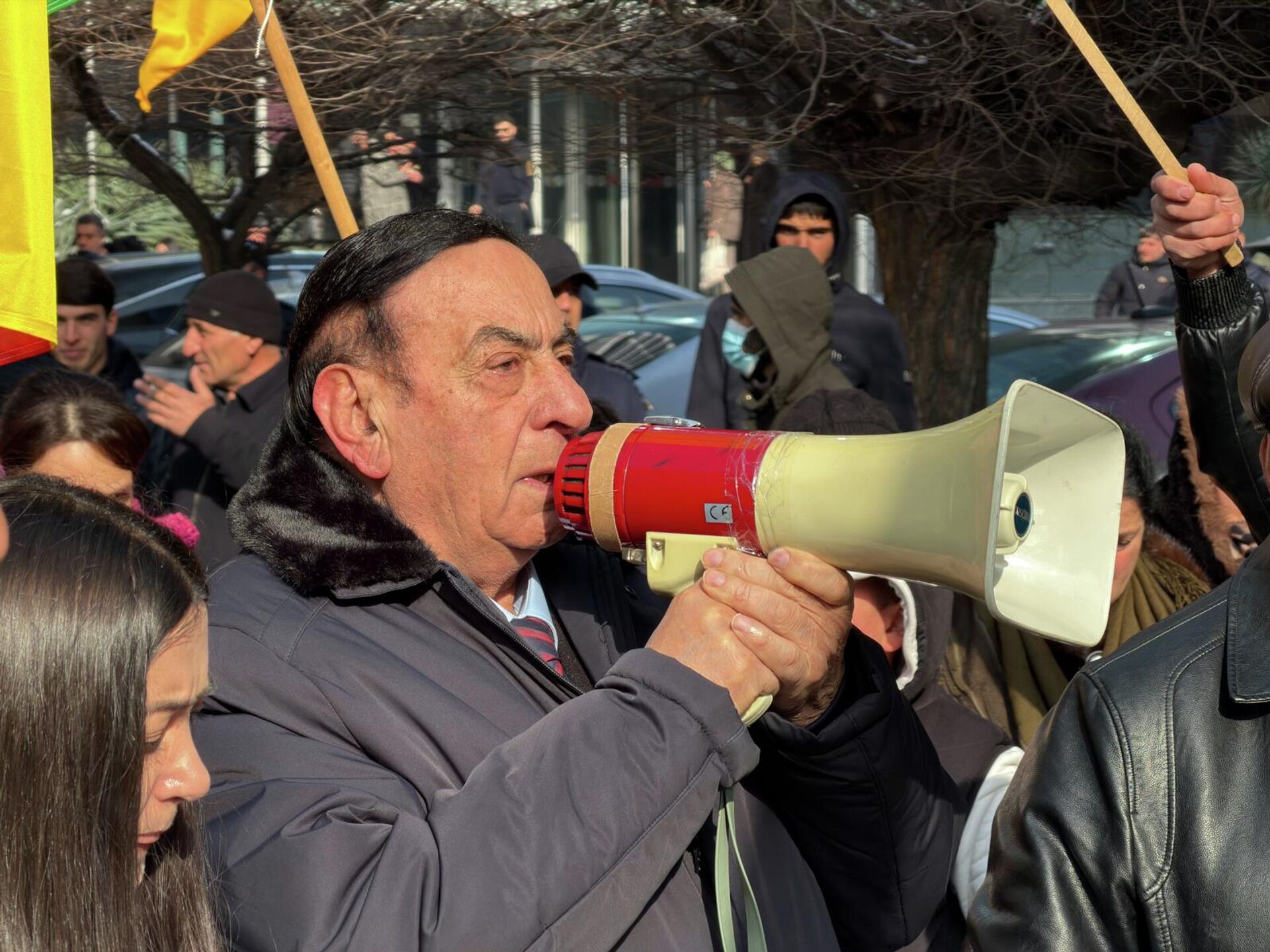 Курдская община Армении организовала акцию протеста около офиса ООН (22 января 2026). Еревaн - Sputnik Արմենիա, 1920, 22.01.2026