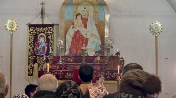 Совместная молитва в церкви сурб Аствацацин села Арагац - Sputnik Армения