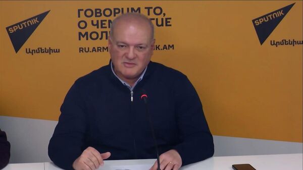 Политтехнолог Виген Акопян прокомментировал заявление главы МИД Турции по Армении - Sputnik Армения