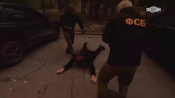 В Донецке с поличным задержали мужчину, который дал взятку сотрудникам ФСБ - Sputnik Армения