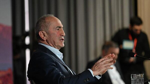 Роберт Кочарян проводит пресс-конференцию (29 января 2026). Еревaн - Sputnik Армения