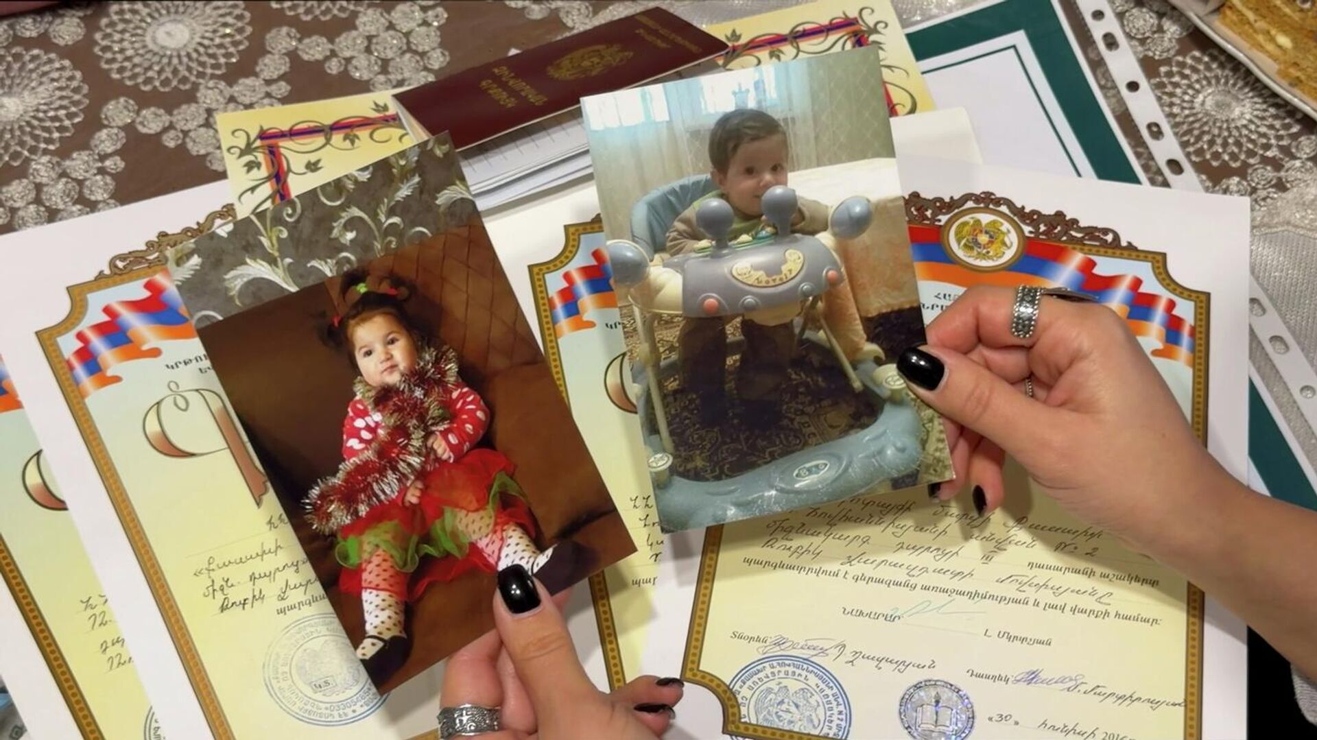 Детские фотографии Рубика и Евы Мовсисянов - Sputnik Արմենիա, 1920, 30.01.2026