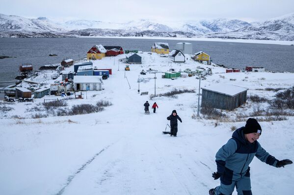 Գրենլանդիան բնակեցված է ինուիտներով (գրենլանդական էսկիմոսներ), որոնք իրենց անվանում են կալաալիտներ - Sputnik Արմենիա