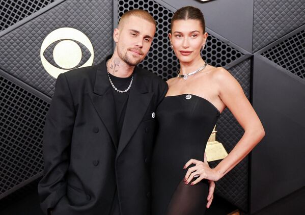 Джастин Бибер и его жена Хейли Бибер - Sputnik Армения