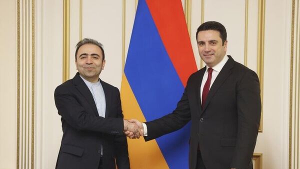 Ալեն Սիմոնյանն ու Խալիլ Շիրղոլամին - Sputnik Արմենիա