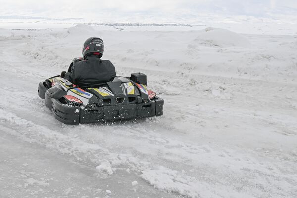 Зимний картинг в Апаране - Sputnik Армения
