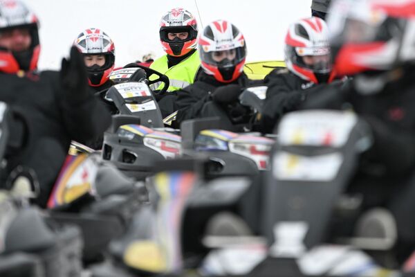 Зимний картинг в Апаране - Sputnik Армения